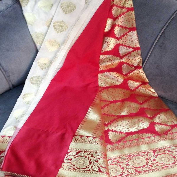 Off-White & Red Color Contrast Banarasi Art Silk Saree