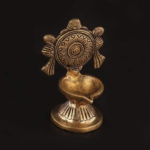 Elegant Vishu Diya